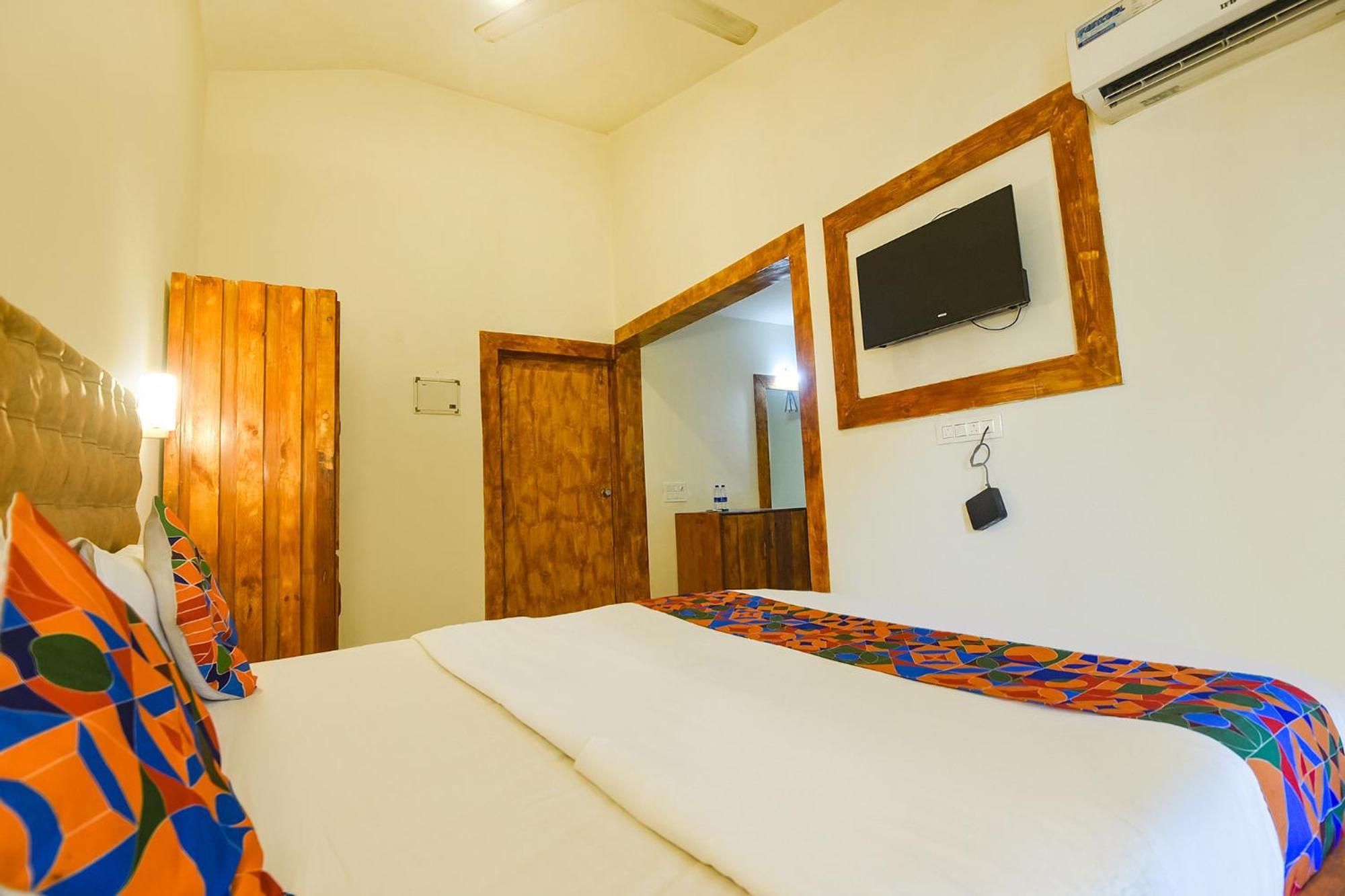 Fabhotel Grand Royal Palms - Nr Benaulim Beach Bagian luar foto